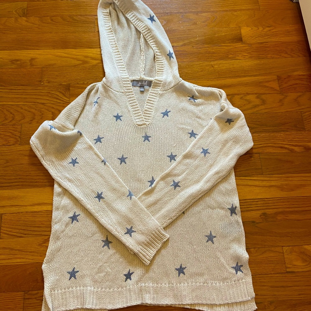 Michael Stars Size Small lightweight hooded sweater.  Adorable for Memorial Day!